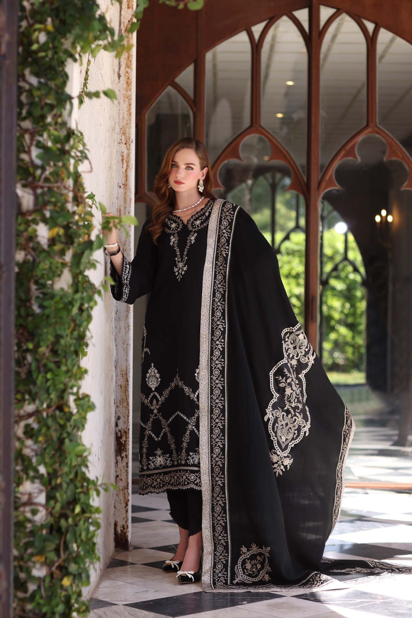Obsidian | Noor By Saadia Asad  | Pashmina Shawl Collection 2025