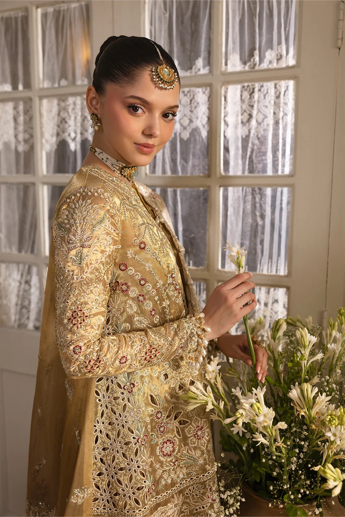 Goldveil | Afrozeh | Dastan Goi Formal Collection 2025