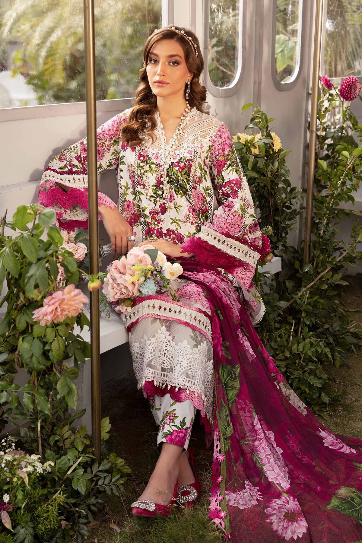 MPT-2102-A | Maria B | Mprints Spring Summer Lawn 2024