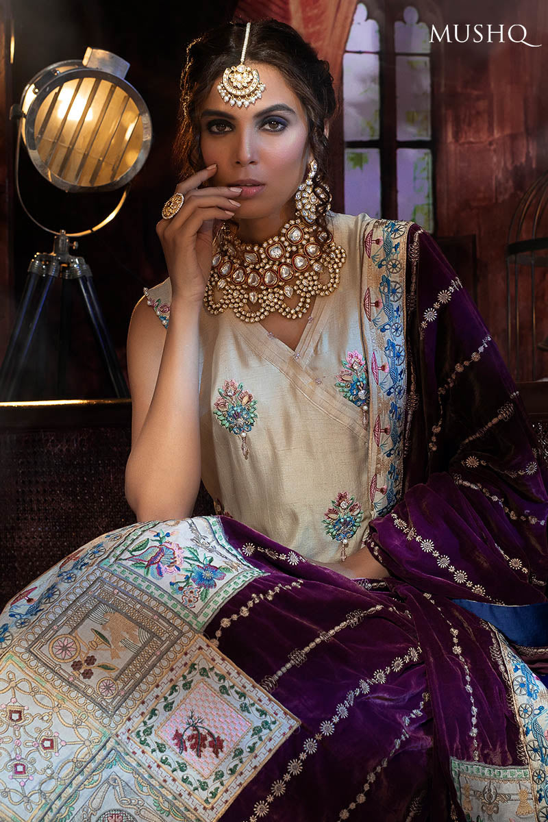 Gloxinia (Mushq Velvet Collection 2019)