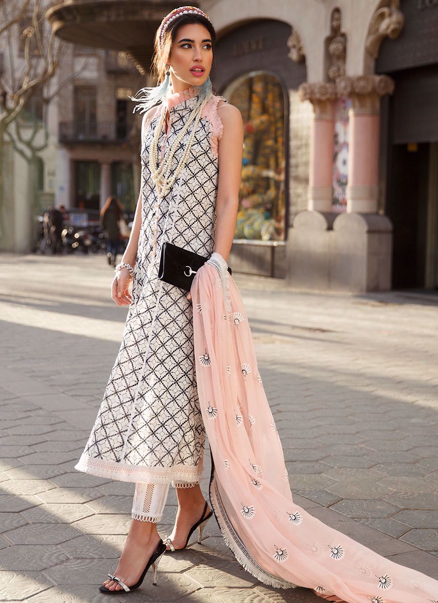 Chroma | Farah Talib Aziz | Mila Luxe Lawn'20