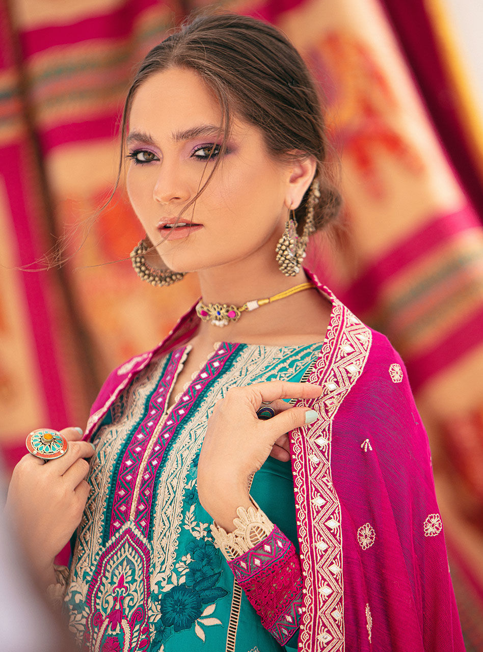 Shaheen 11 | Zainab Chottani | Eid Unstitched'21