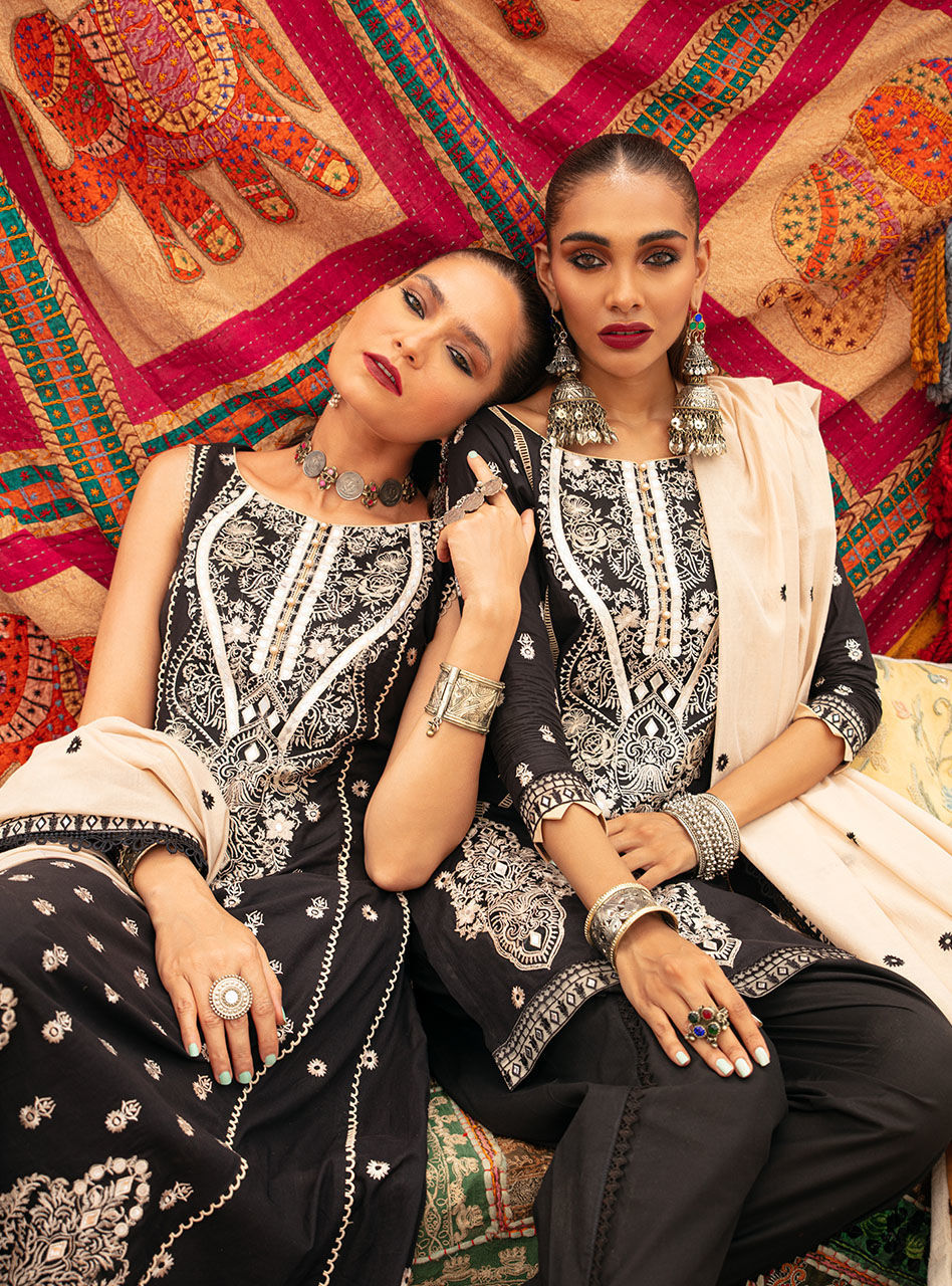 Zareen 08 | Zainab Chottani | Eid Unstitched'21