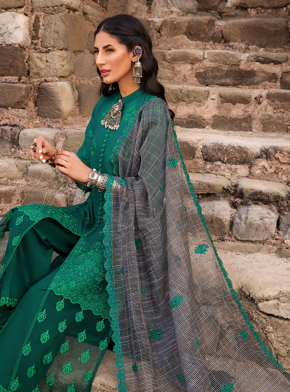 HUMRAAZ - 9A | Zainab Chottani | Chikankari Collection 2022