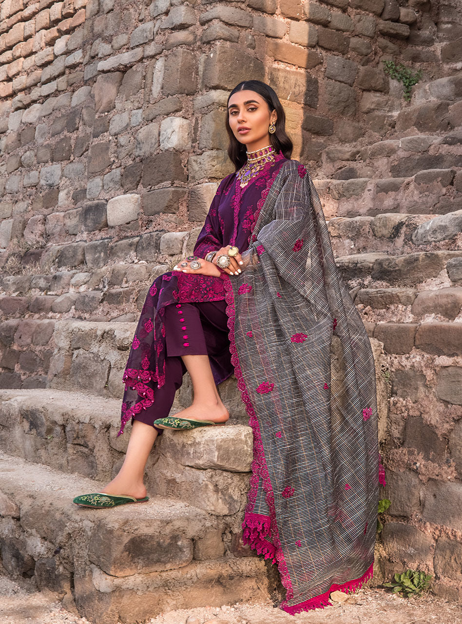HUMRAAZ - 9B | Zainab Chottani | Chikankari Collection 2022