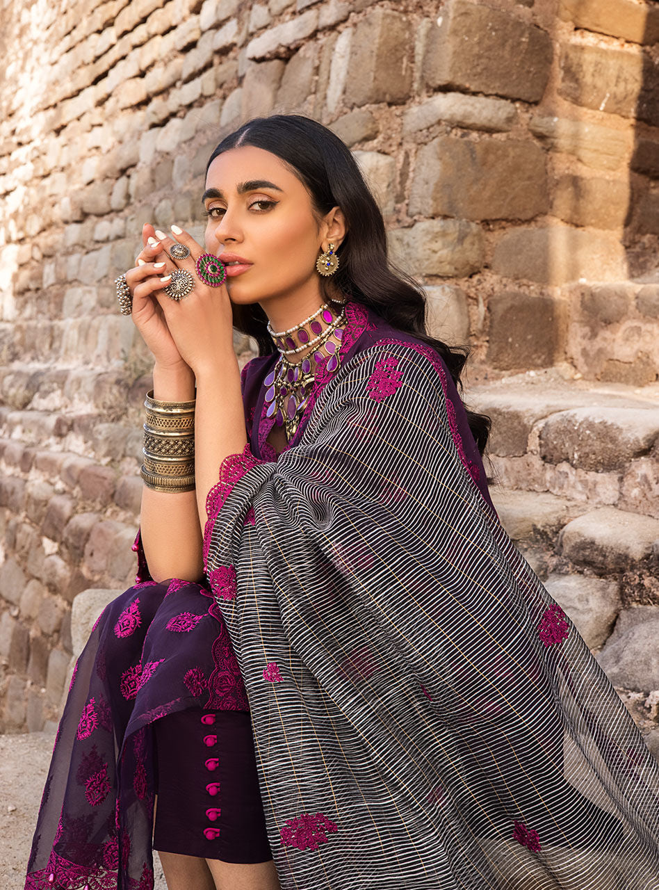 HUMRAAZ - 9B | Zainab Chottani | Chikankari Collection 2022