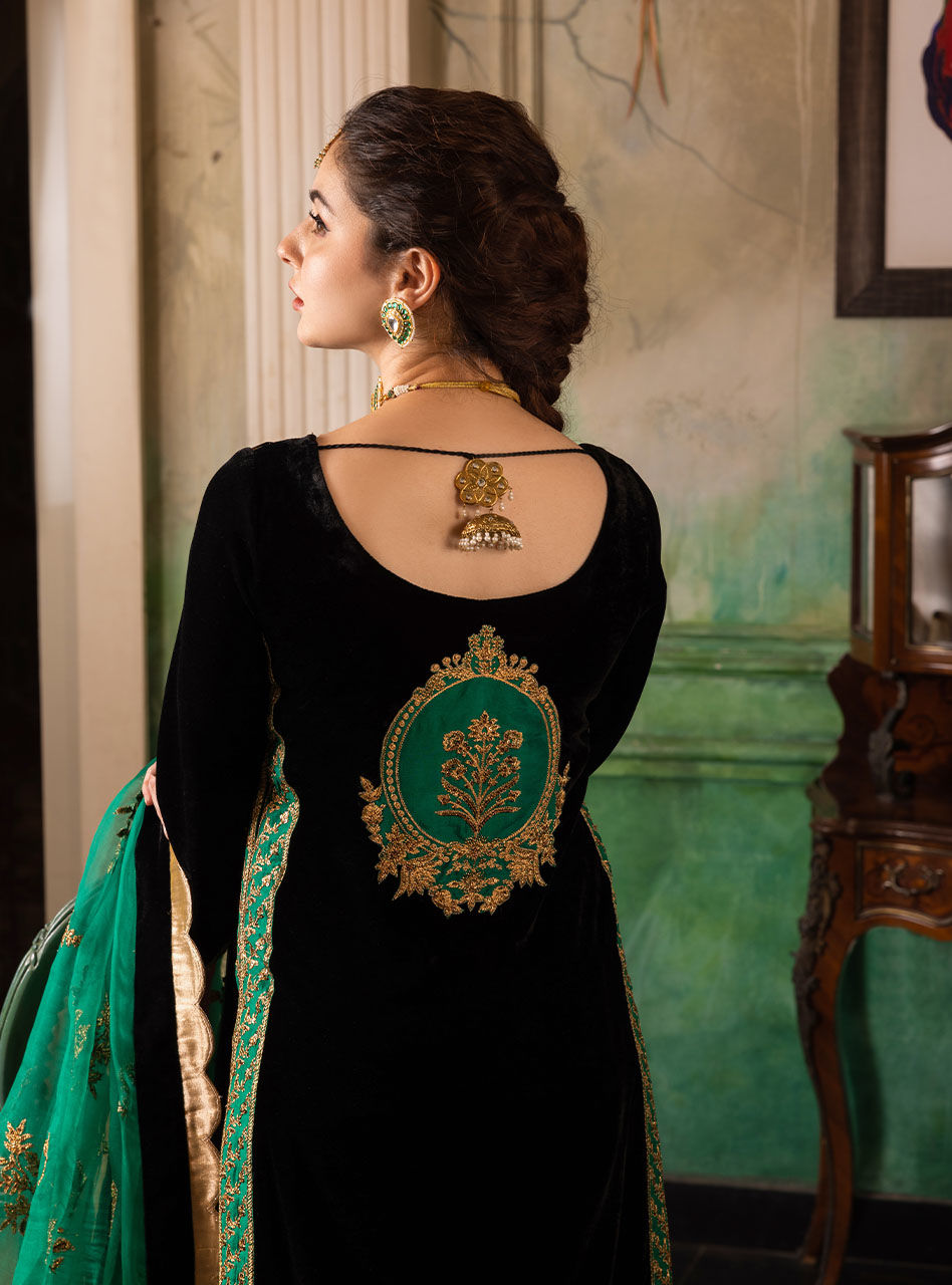 Zimmel  | Zainab Chottani | Velvet Collection 2022
