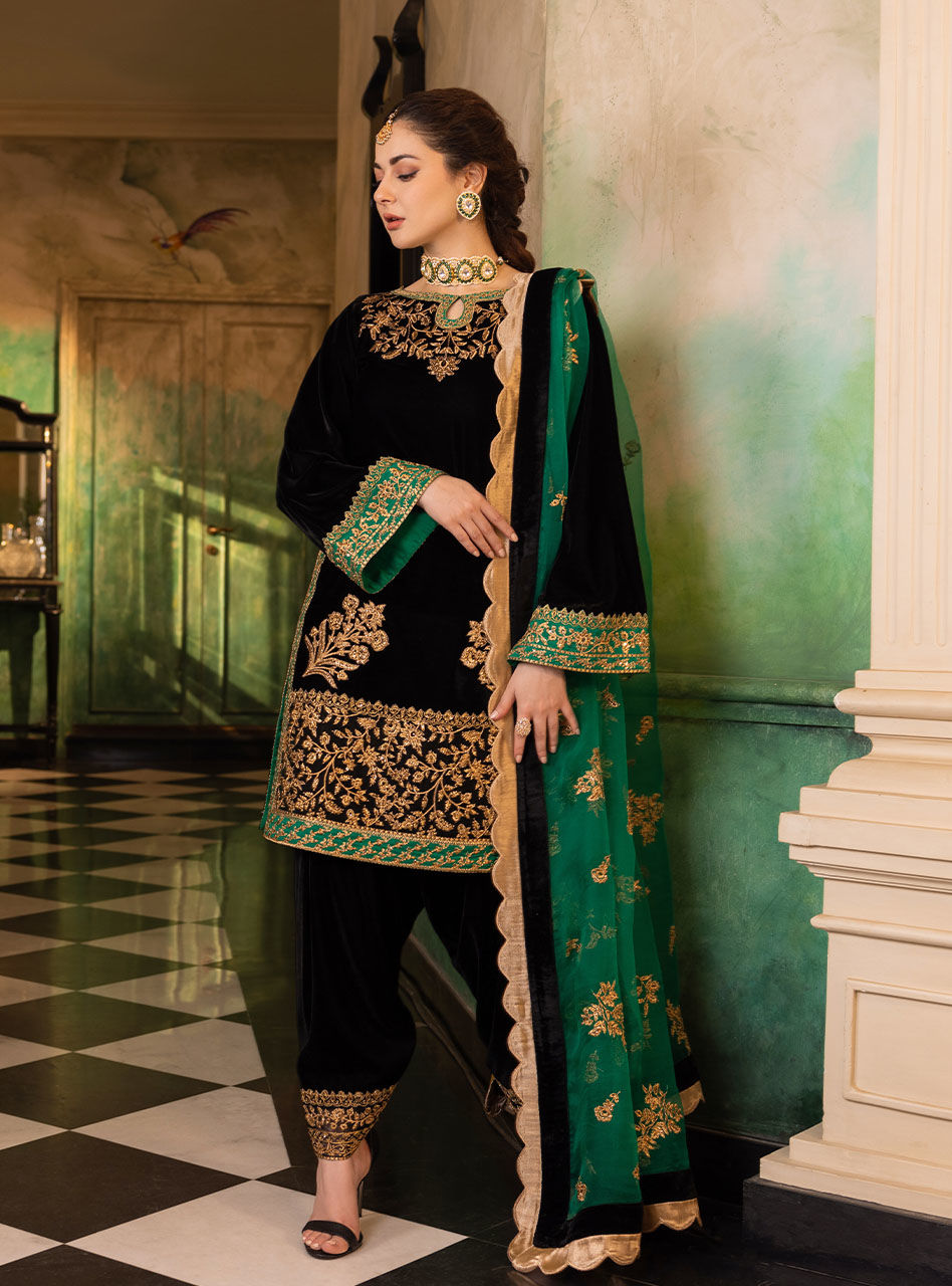 Zimmel  | Zainab Chottani | Velvet Collection 2022