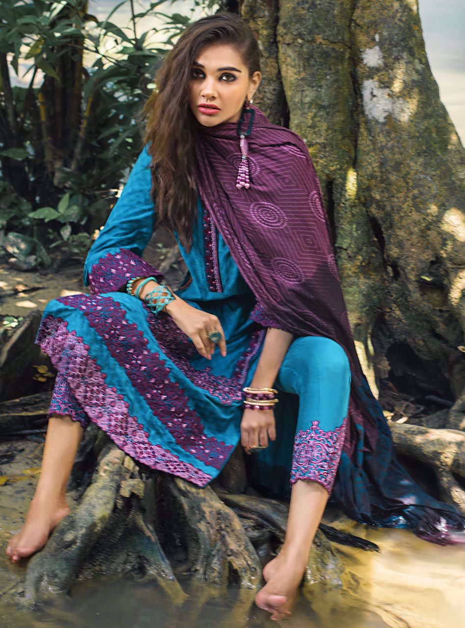 Imperial Mist (Zainab Chottani Luxury Shawl Collection)