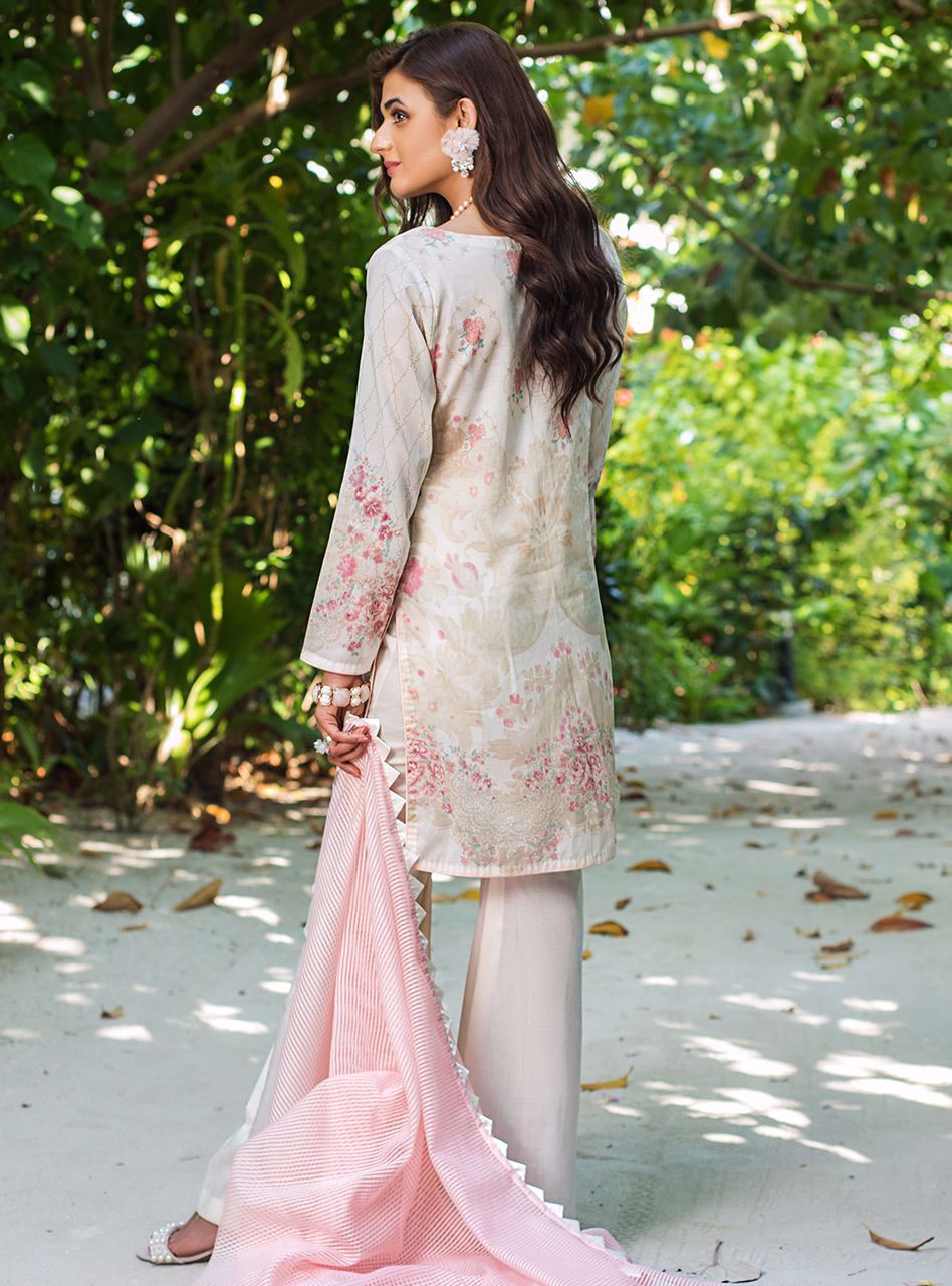 Vanilla Dust B | Zainab Chottani | Luxury Lawn/Chikankari'20