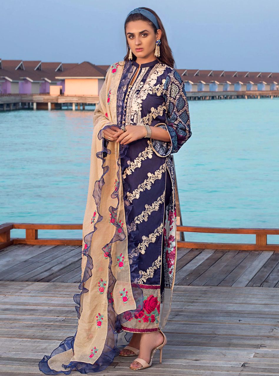 Rosette Spray A | Zainab Chottani | Luxury Lawn/Chikankari'20