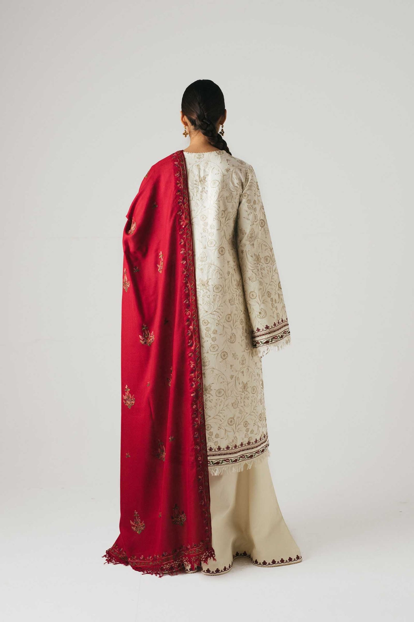 Nissa | Zara Shahjahan | Winter Shawl Collection 20