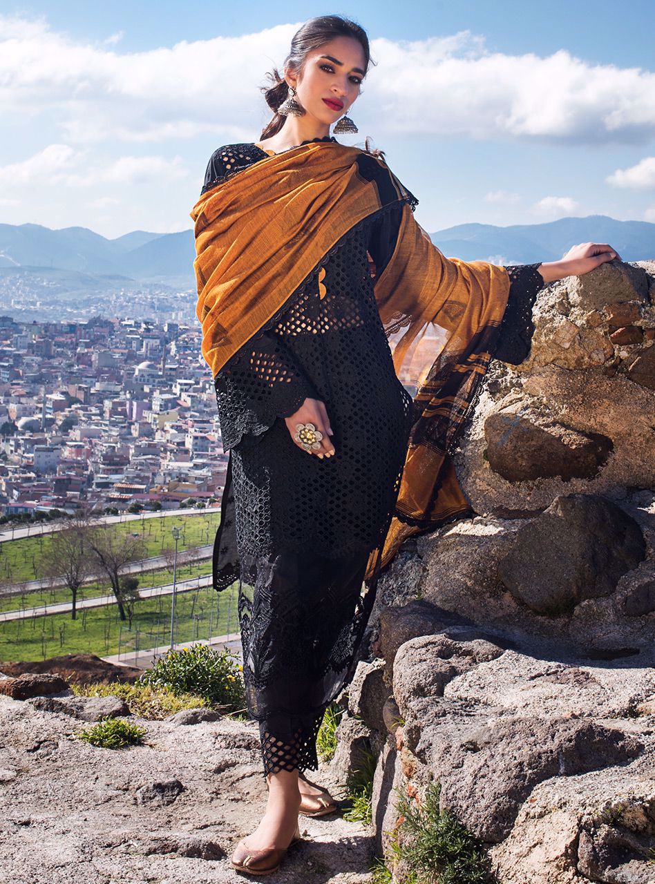 Elmas-2A | Zainab Chottani | Luxury Chikankari Collection 2021