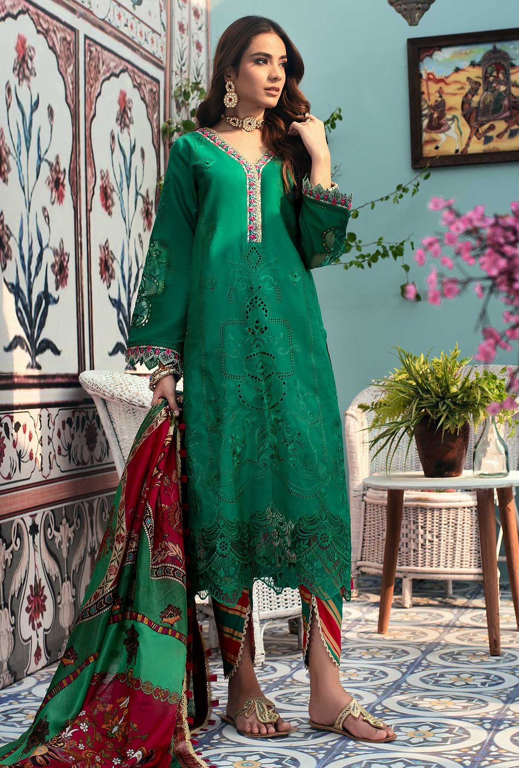 D7-VROCHI | Noor by Saadia Asad | Chikankari Collection 2021