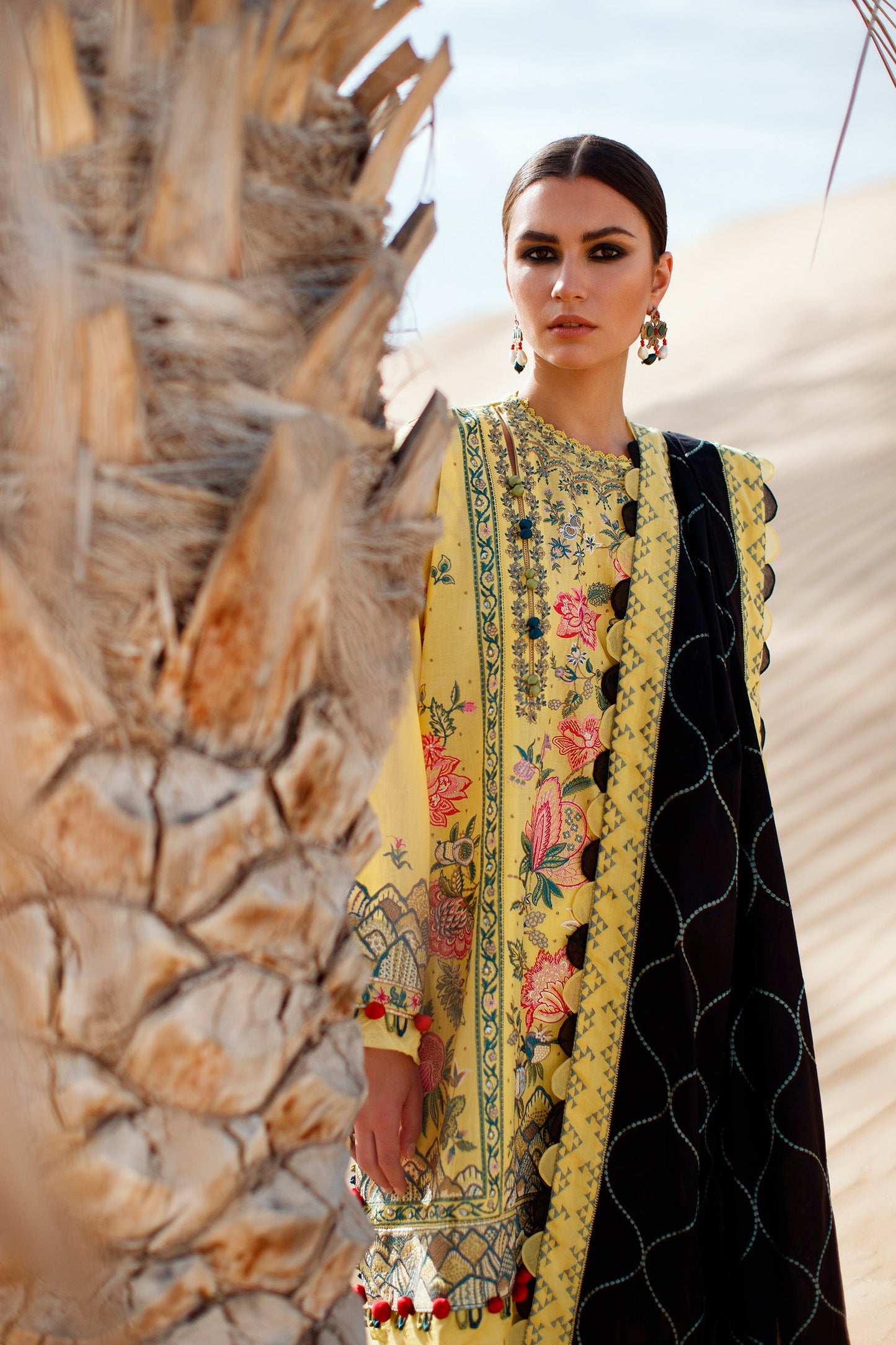 TAYALEH (ZL22-06 A) | Zaha | Lawn Volume 1 2022