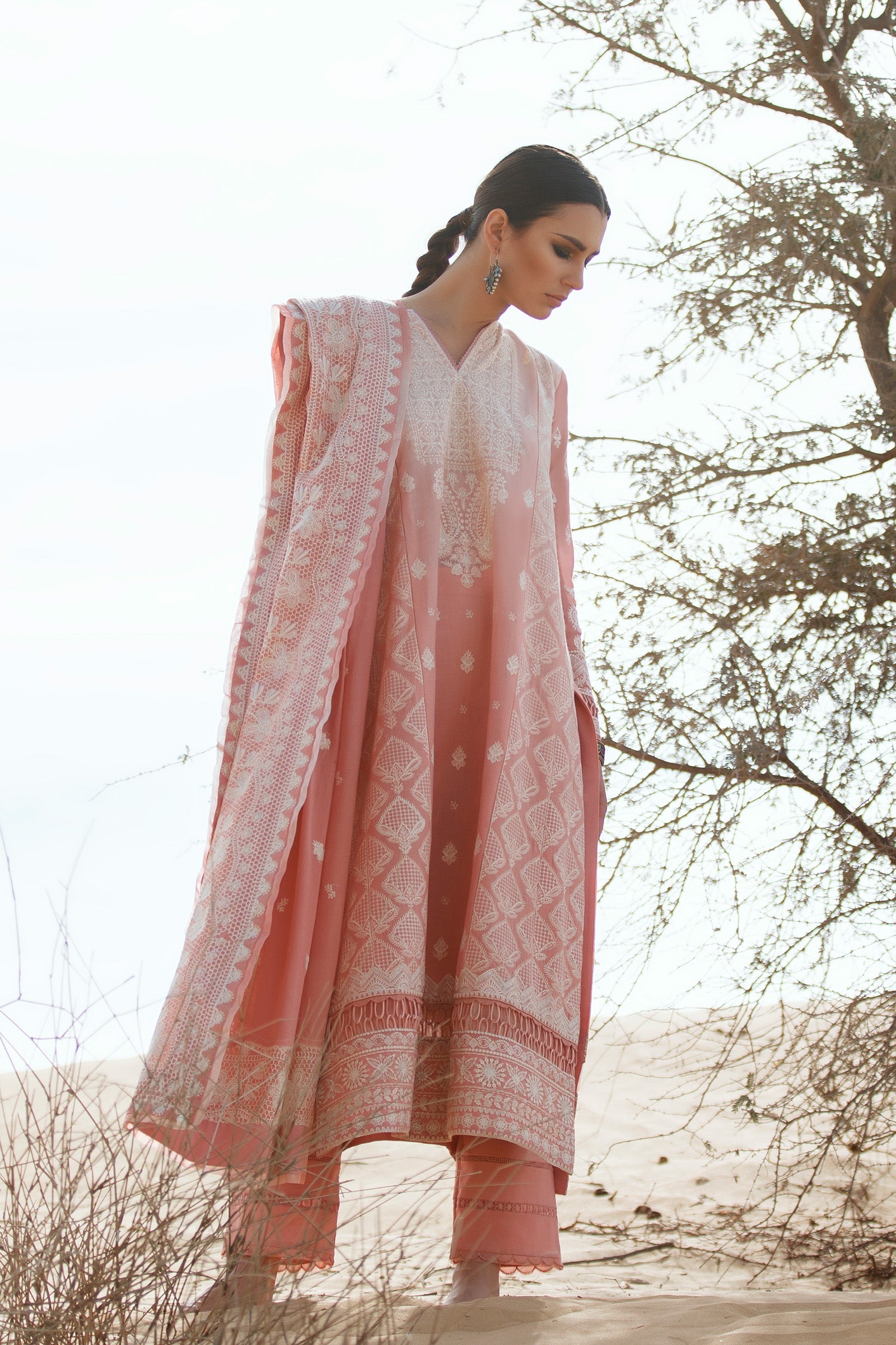 PARISA (ZL22-03 B) | Zaha | Lawn Volume 1 2022