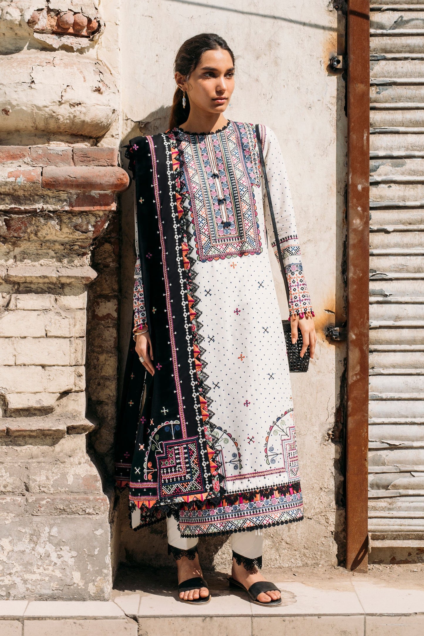 Ziba (ZW 21 - 10) | Zaha | Humrahi Unstitched Winter Collection 2021