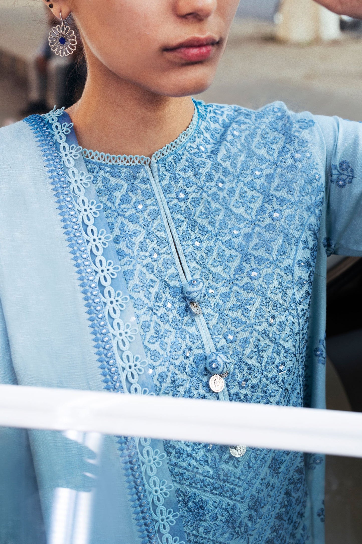 Mina (ZW 21 - 05) | Zaha | Humrahi Unstitched Winter Collection 2021