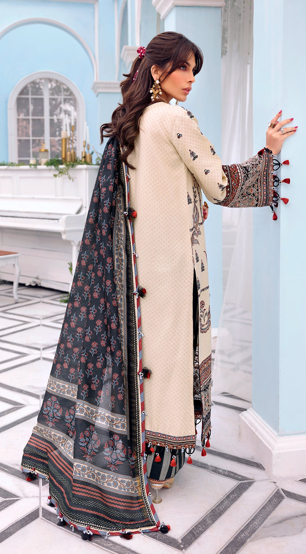 Farah - AL22 - 14 | Anaya | Afsana Festive Luxury Lawn 2022