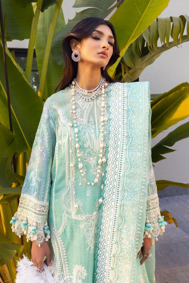10A | Sana Safinaz | Luxury Lawn 2022