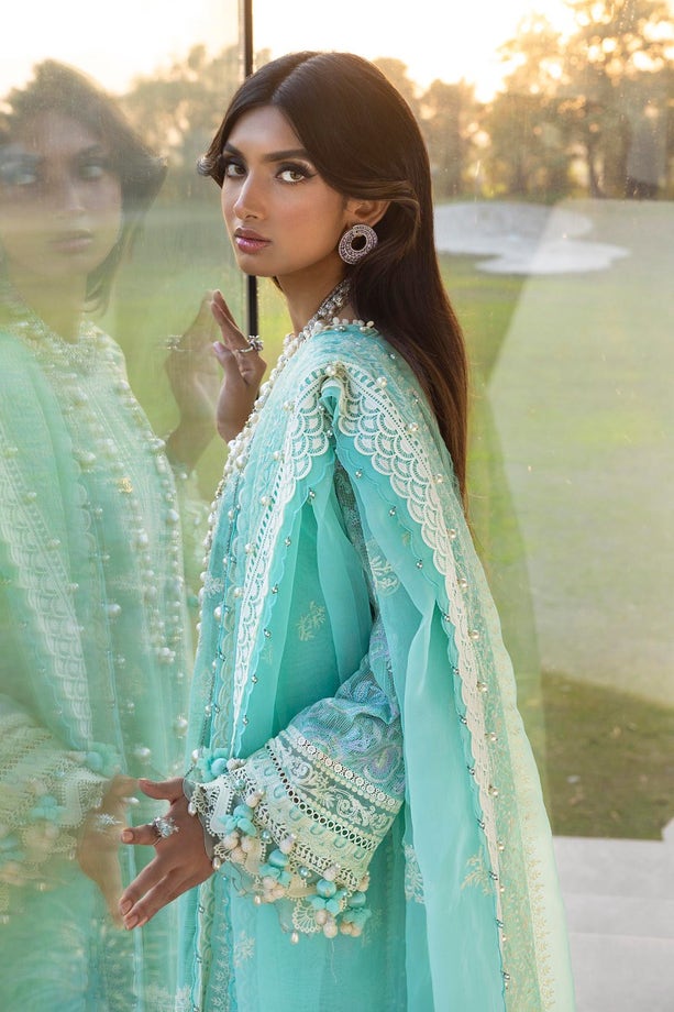 10A | Sana Safinaz | Luxury Lawn 2022