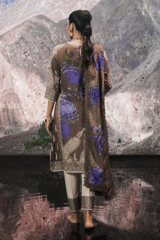 11B | Sana Safinaz | Mahay Winter Collection 2022