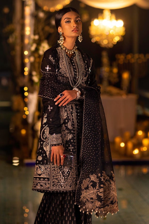 13A | Sana Safinaz | Luxury Lawn 2022