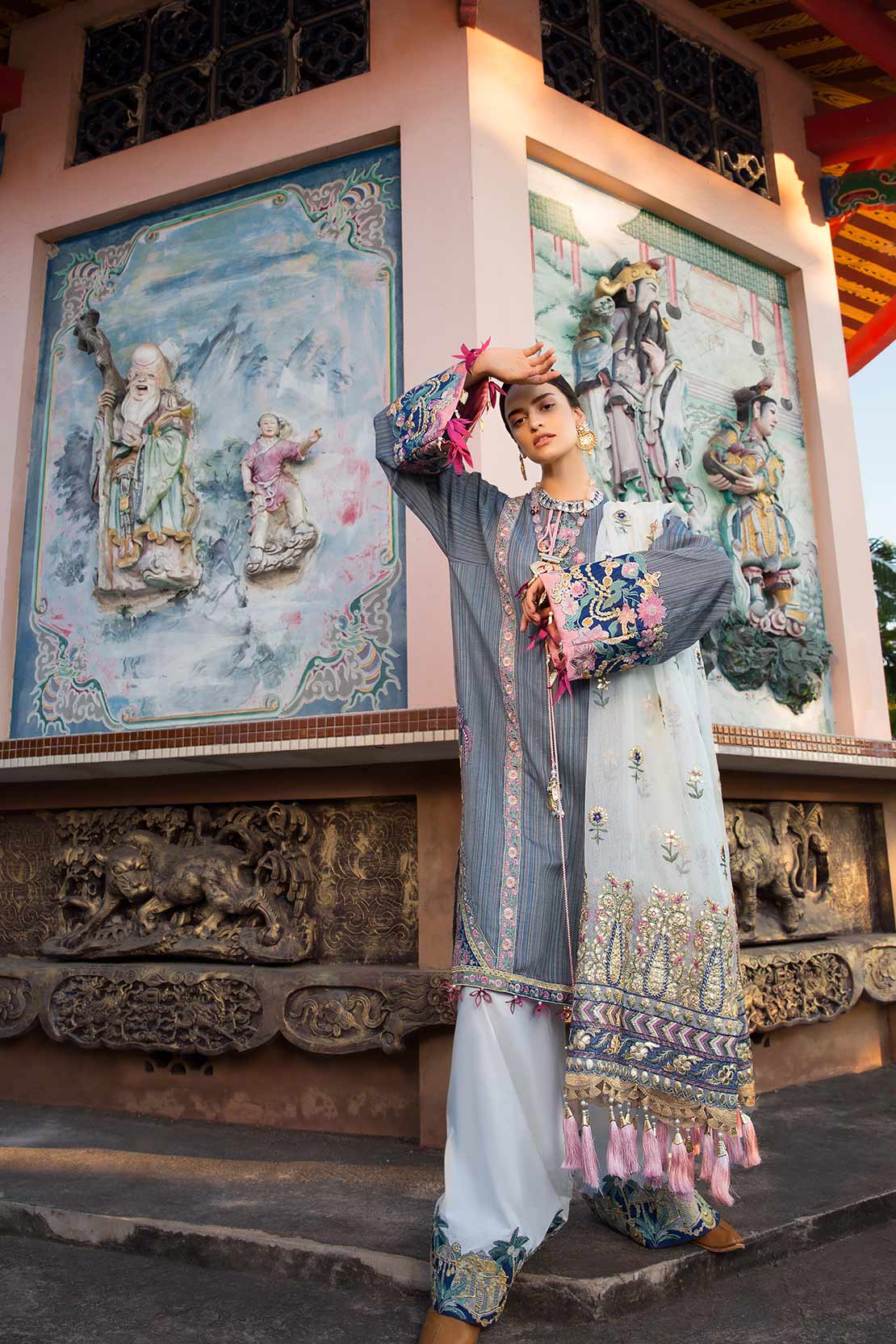 Soosi and Gota - Navy (D8-A)