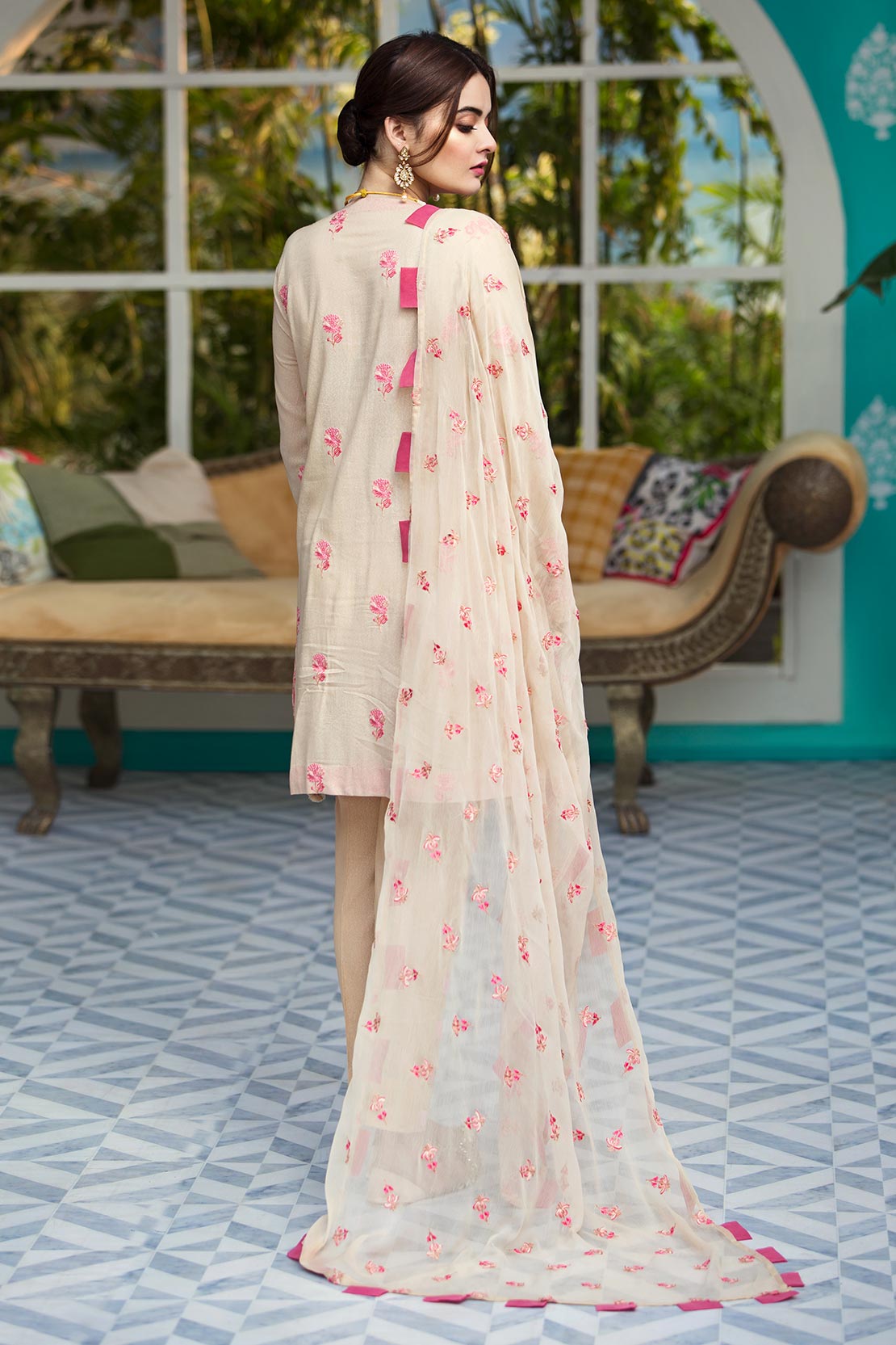 D702-B (Raaya - Embroidered Karandi Edition 2019)