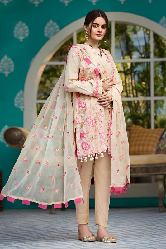D702-B (Raaya - Embroidered Karandi Edition 2019)