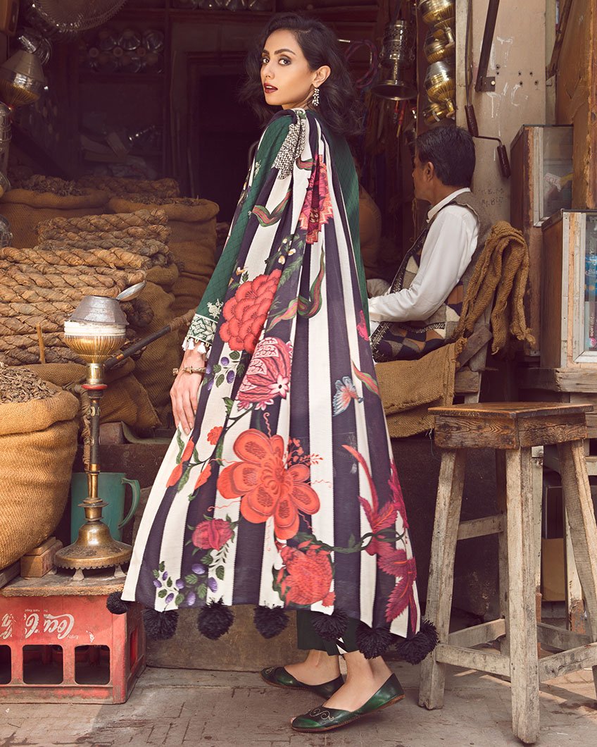 Hazoori Bagh ZW-01 (Zaha - Nafeesa Aur Taalia Unstitched Winter Collection)