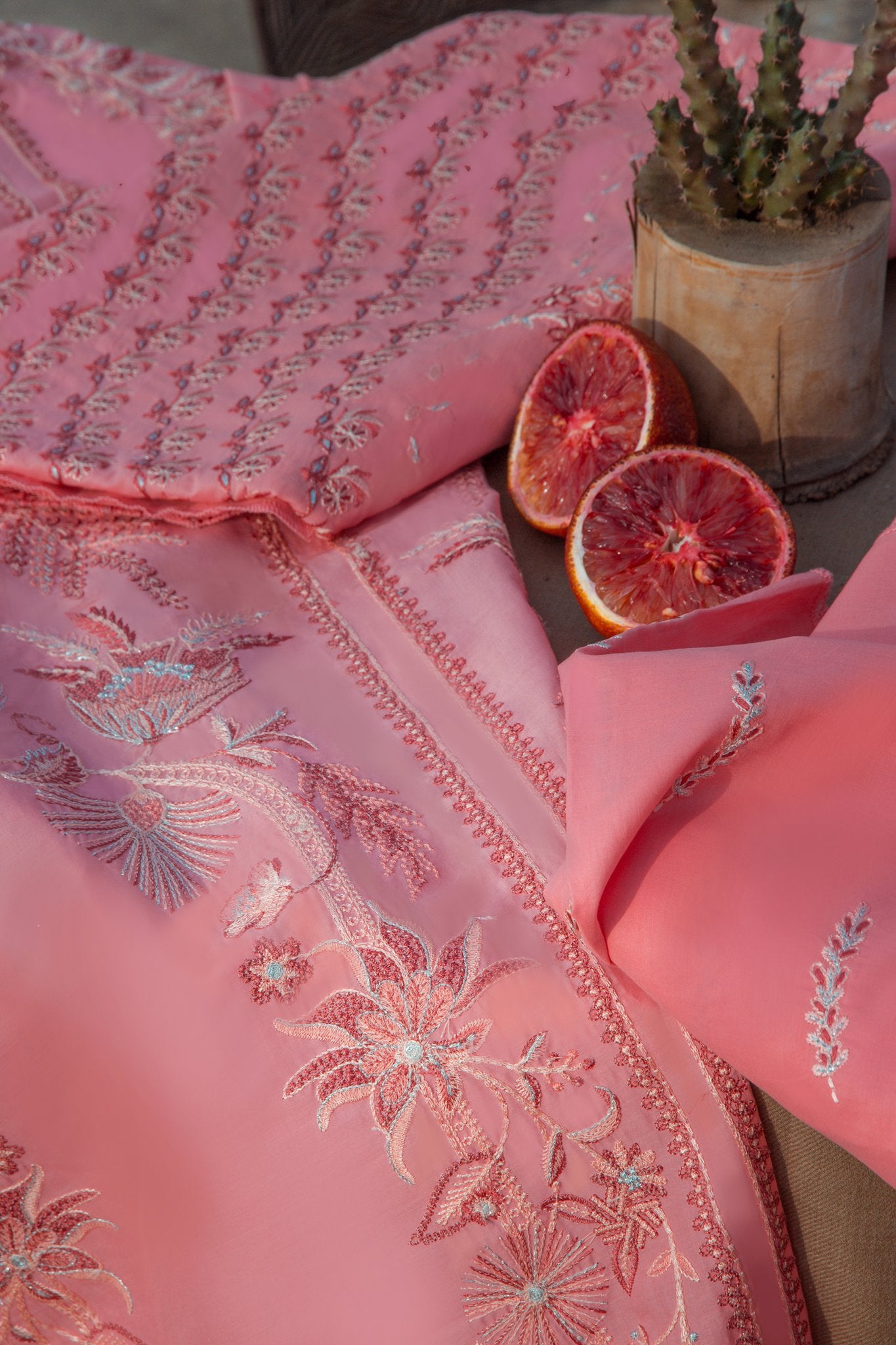 EL-09 B (Tishala) | Elan | Lawn 2020