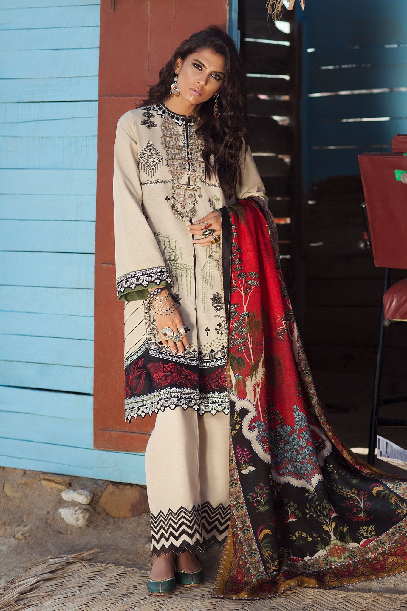 EW-04 Kund Malir (ELAN - Winter Shawl & Silk)