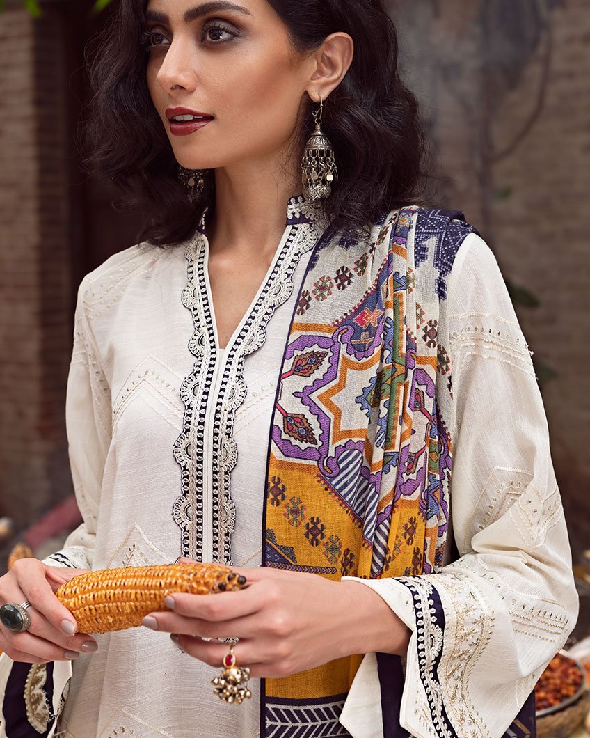 Naulakha ZW-04 (Zaha - Nafeesa Aur Taalia Unstitched Winter Collection)
