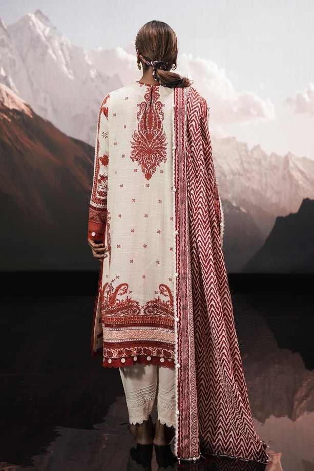 19A | Sana Safinaz | Mahay Winter Collection 2022