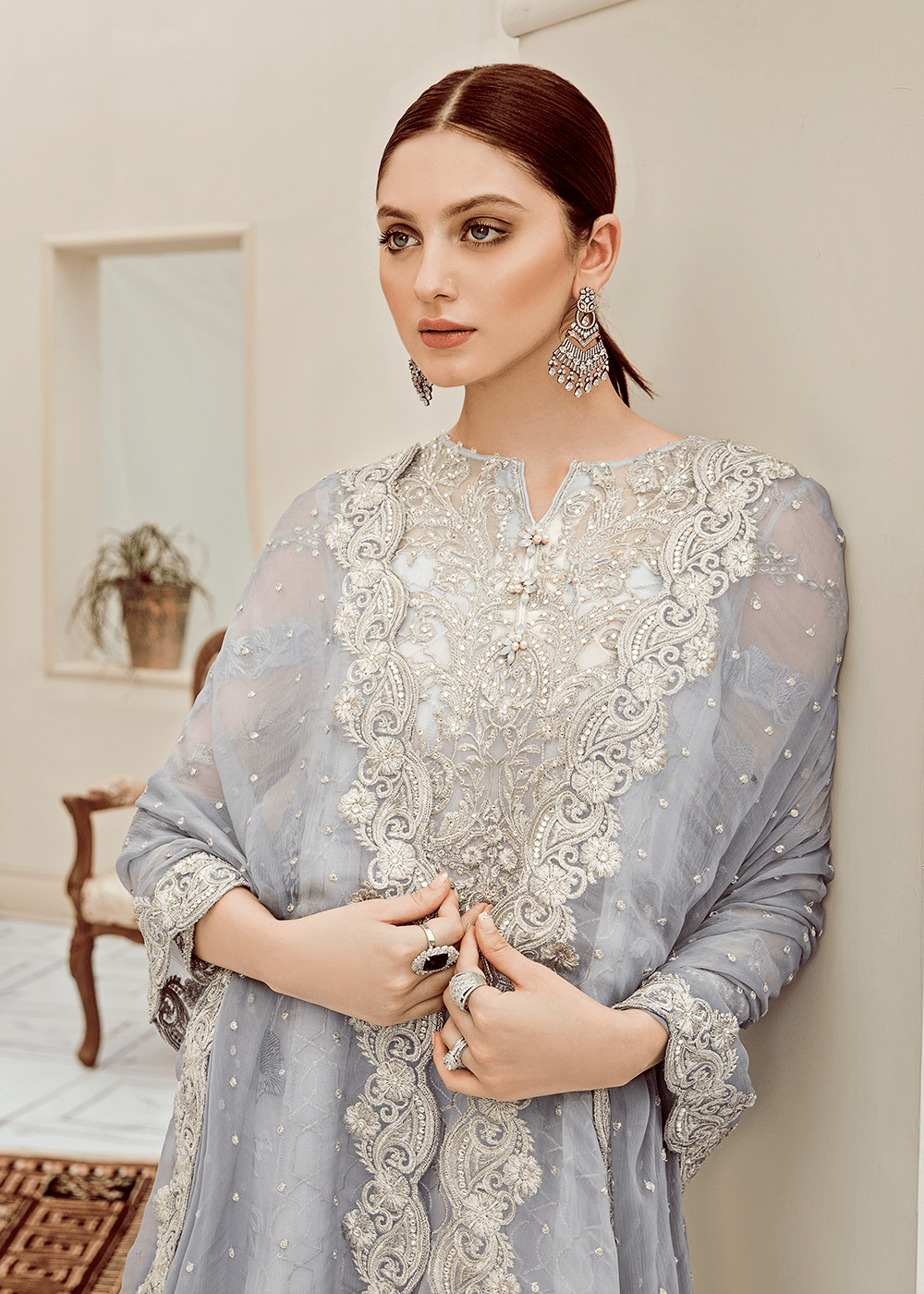 02 Silver Charm (Afrozeh - Riona Collection 2019)