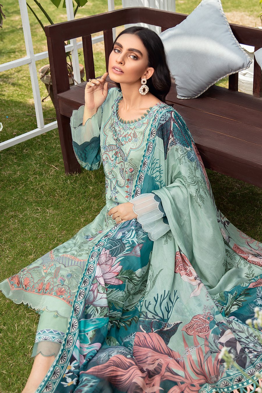 Y-206 | Ramsha | Riwayat Luxury Lawn Vol 2 | 2021