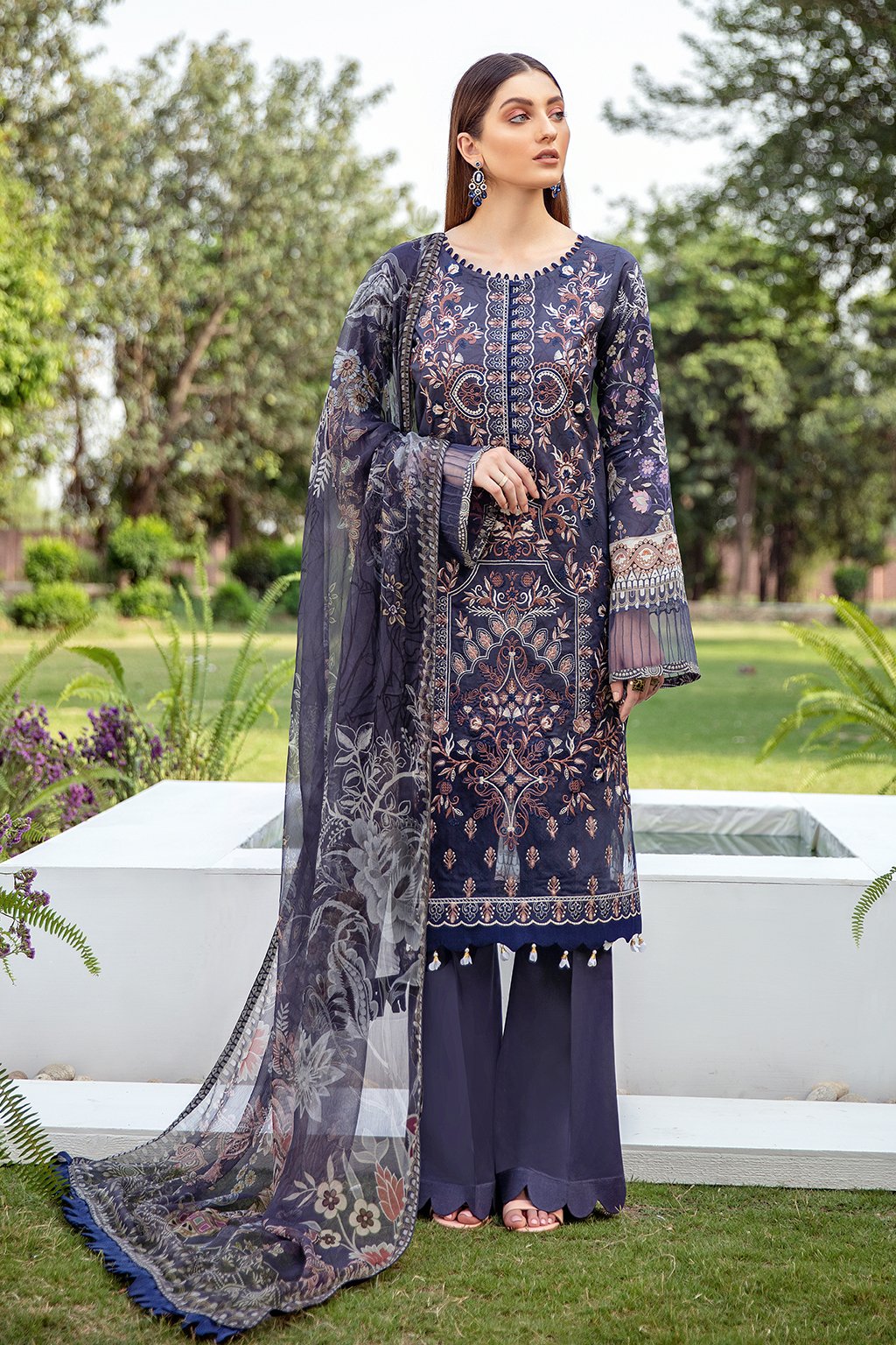 Y-203  | Ramsha | Riwayat Luxury Lawn Vol 2 | 2021