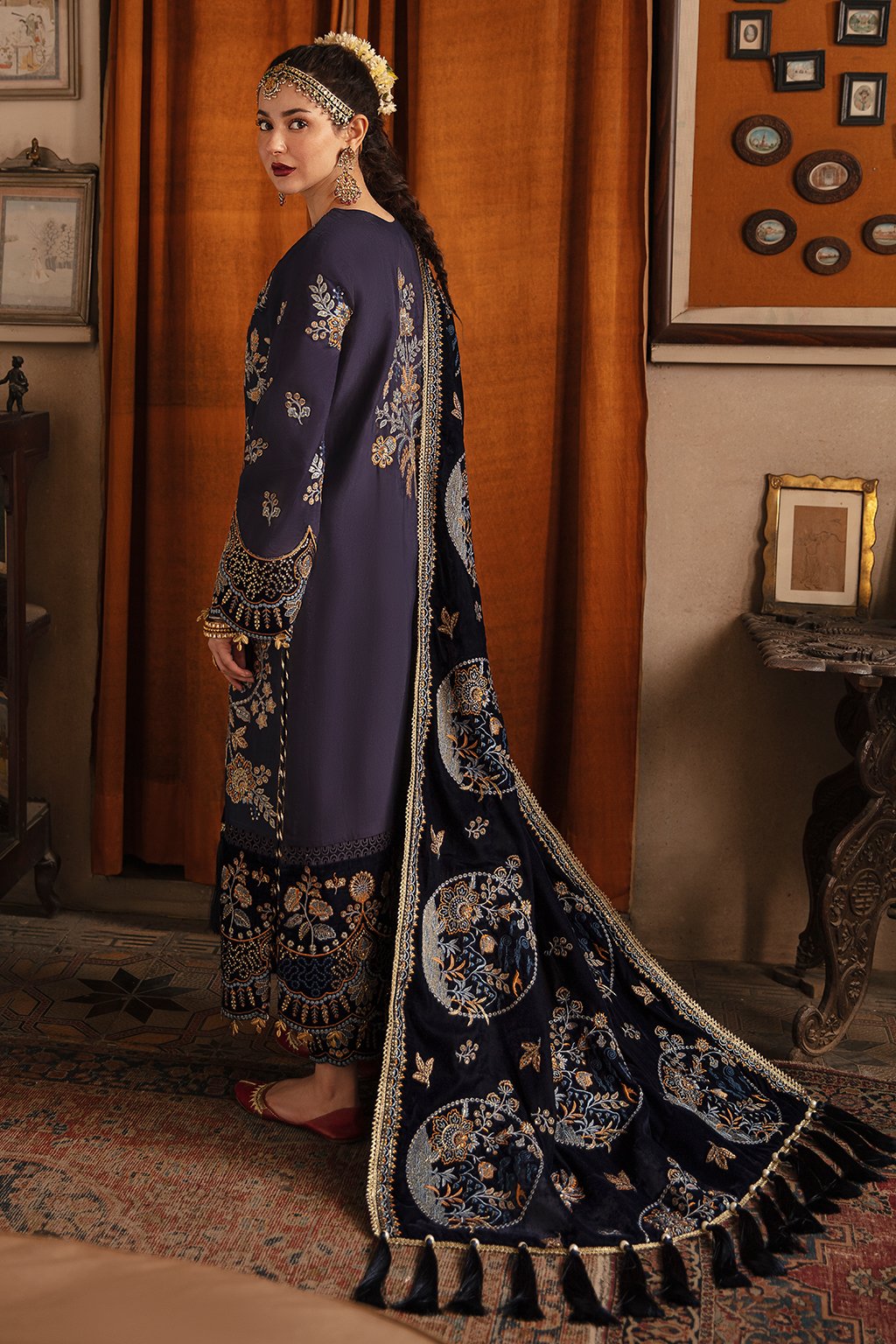 MUMTAZ | Afrozeh | Naghma Luxury Velvet Collection 2021