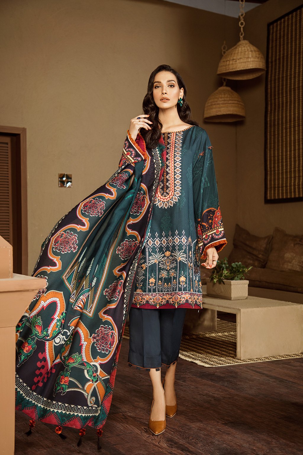 Meen (Baroque Fuchsia Linen)