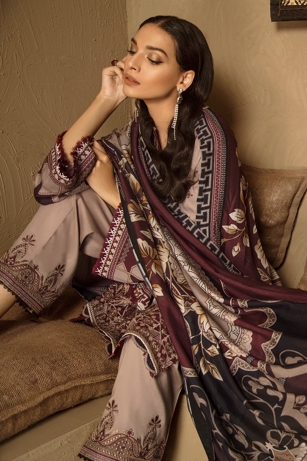 Laim (Baroque Fuchsia Linen)