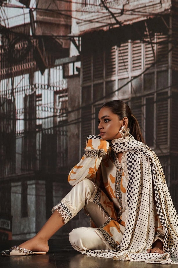 1A | Sana Safinaz | Mahay Winter Collection 2022