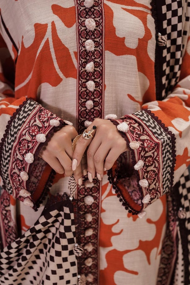 1B | Sana Safinaz | Mahay Winter Collection 2022