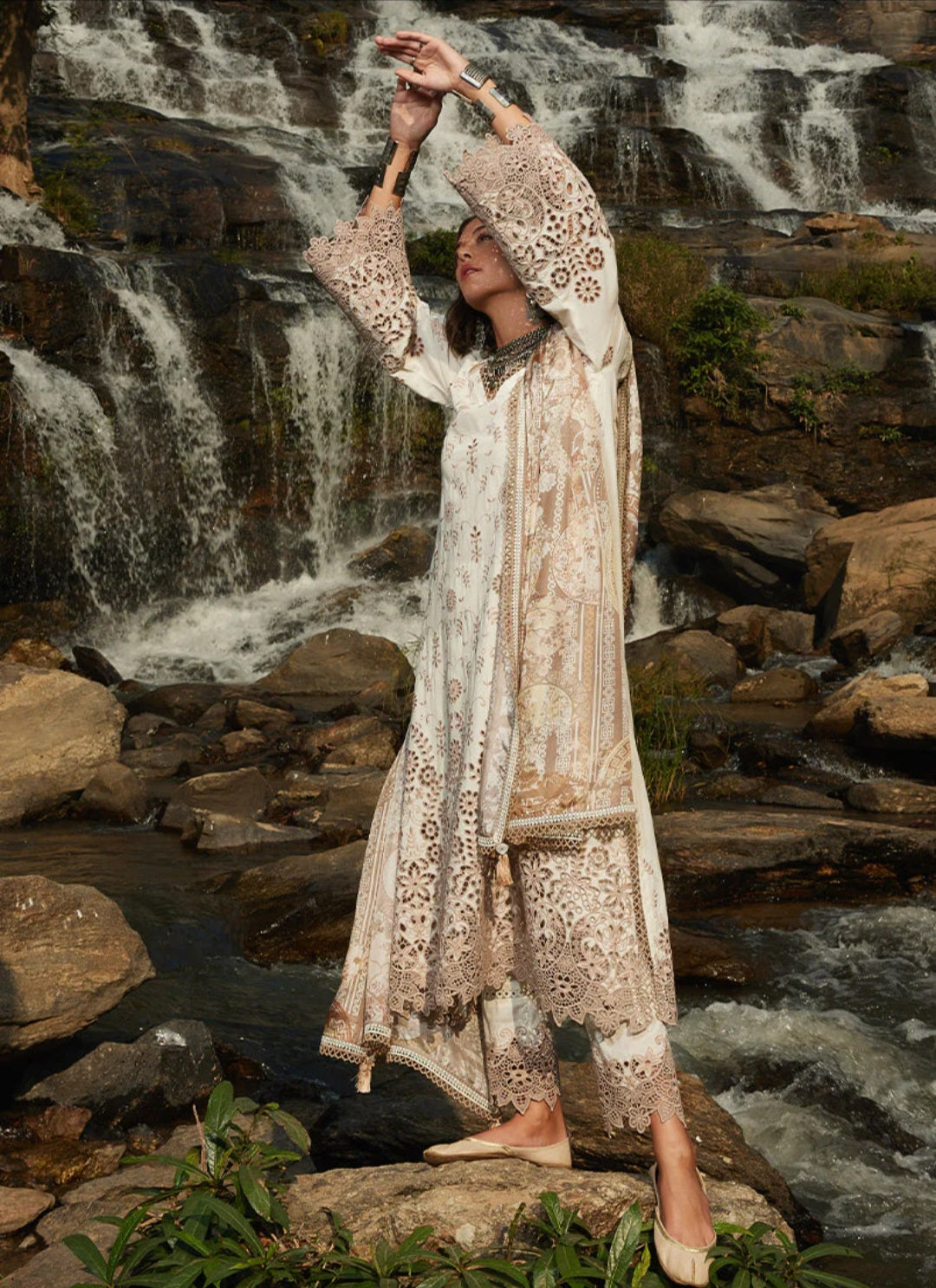 Zena | Image | Lawnkari® ’Collection 2023