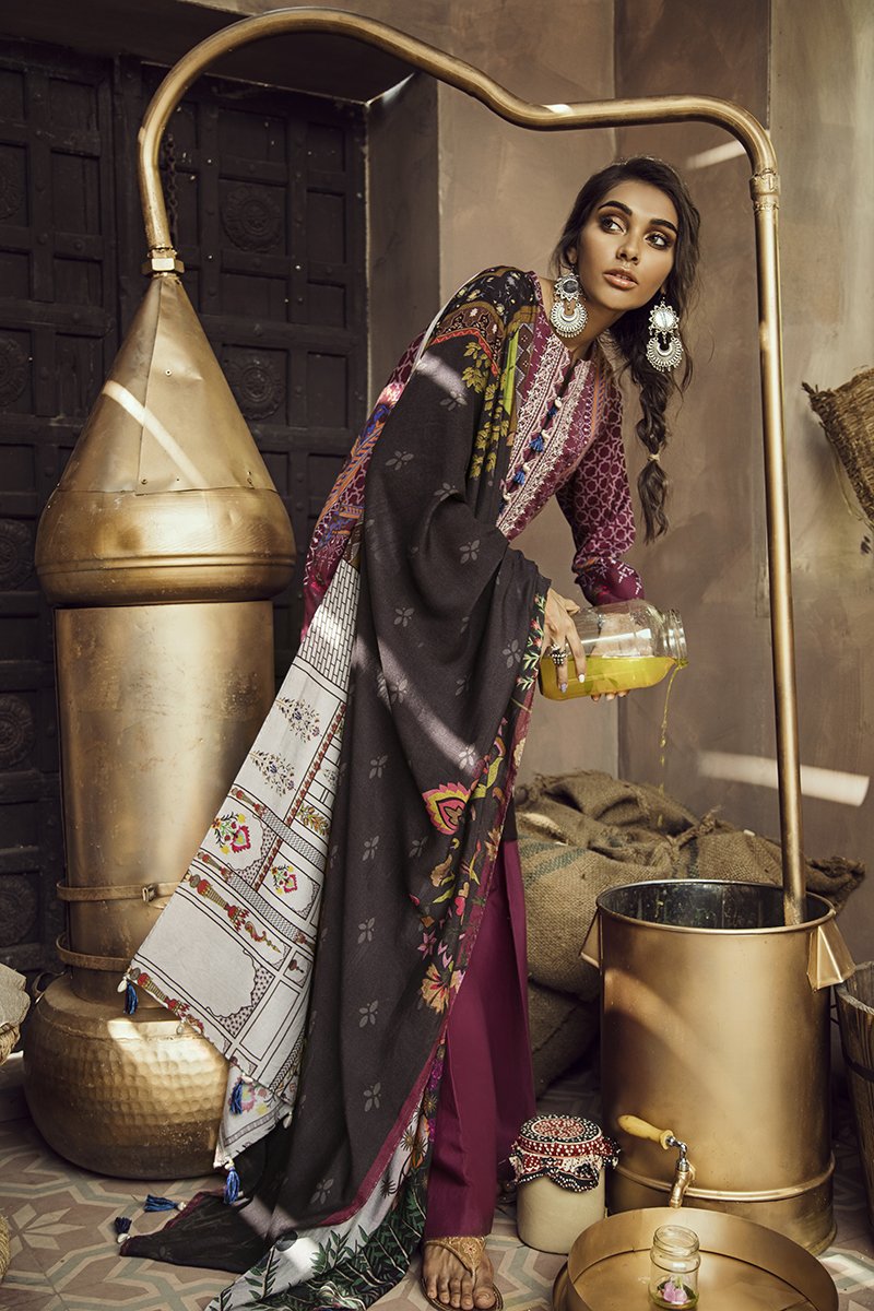 MULBERRY CRIMSON (CROSS STITCH - AANGAN COTTON SATIN'19)