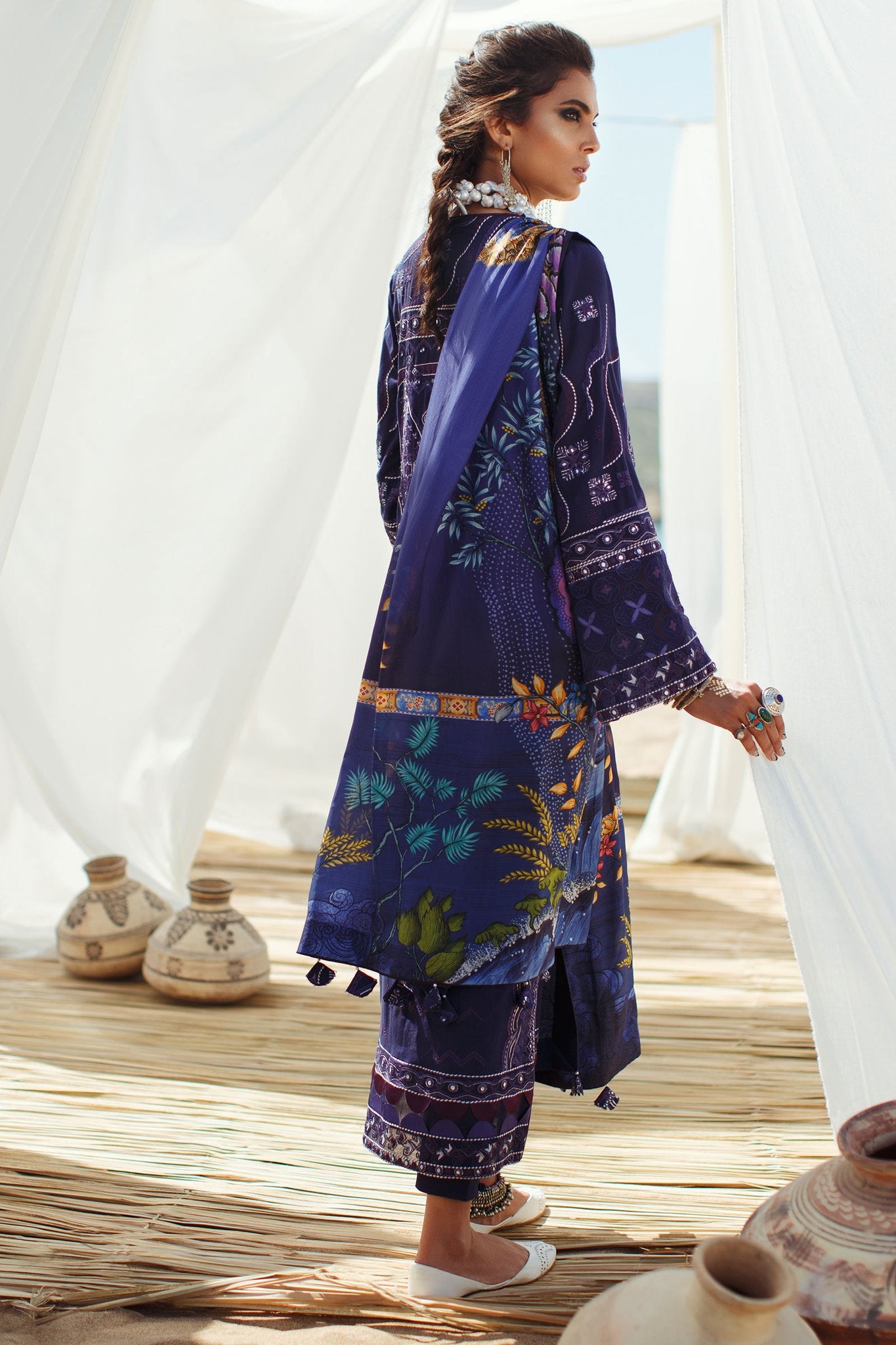 EW-07 Tushan (ELAN - Winter Shawl & Silk)