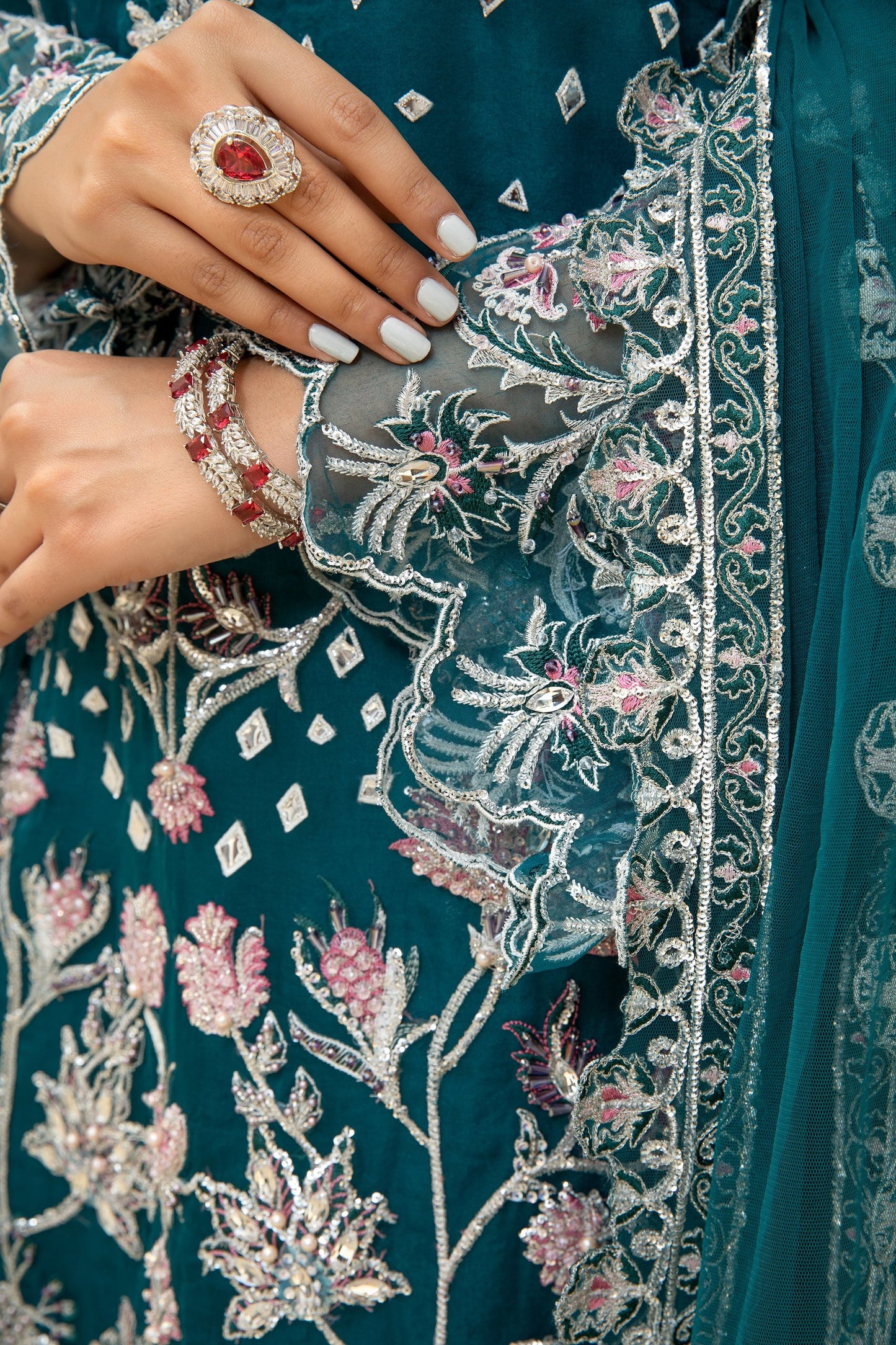SEHAR | Maryam Hussain | Marwa Luxury Formals | Festive Chapter 2