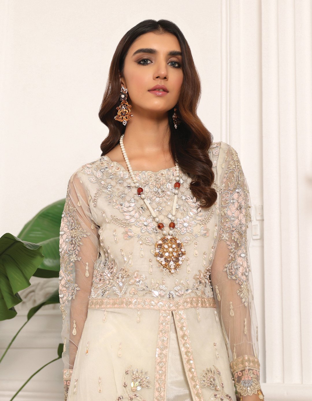 LR-02 | Emaan Adeel | Lamour Luxury Chiffon