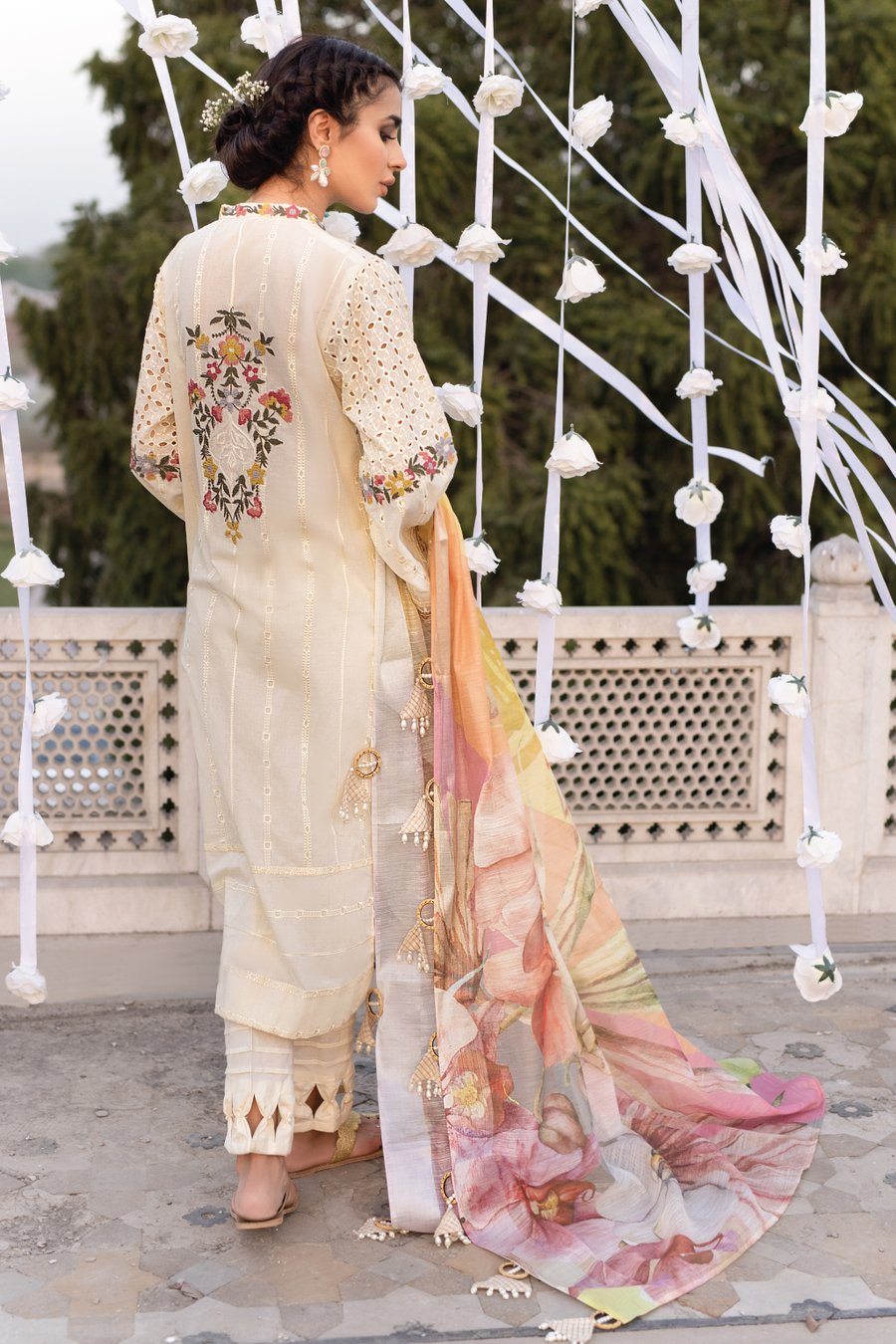FL-07 SHIEAE (3PC) | Iznik Festive Lawn Collection 2021