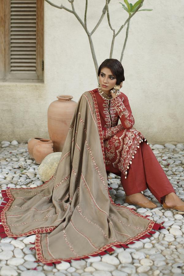 Sandy | Baroque Winter Collection 2021